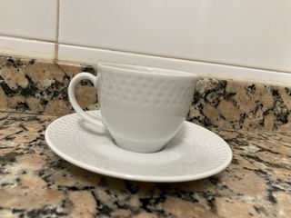 Juego de café de porcelana blanco