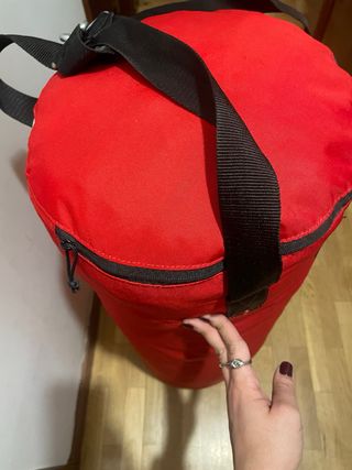 Saco de boxeo OUTSHOCK rojo