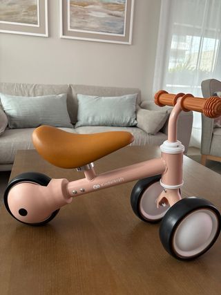 Triciclo Kinderkraft Cutie Rosa