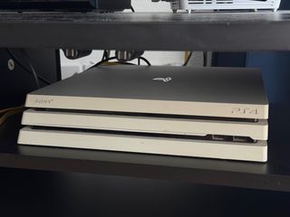 PlayStation 4 Pro de 1TB + Gafas realidad virtual