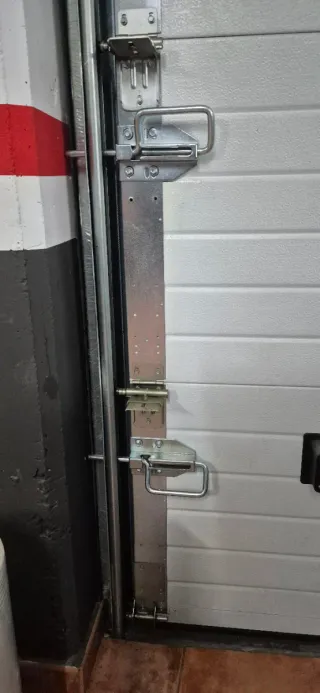 Bloqueo puerta garaje