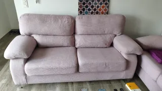 Sofá de 2 plazas rosa claro