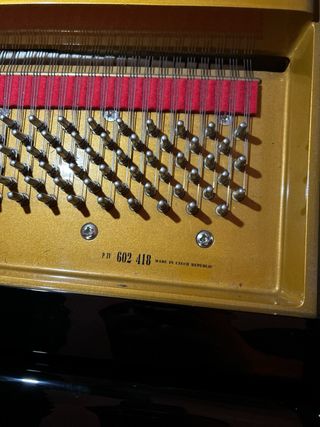 Pianoforte Petrof model Iv