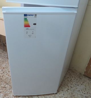 Nevera Qilive 204 dm³, 143 cm, 176 kWh/año