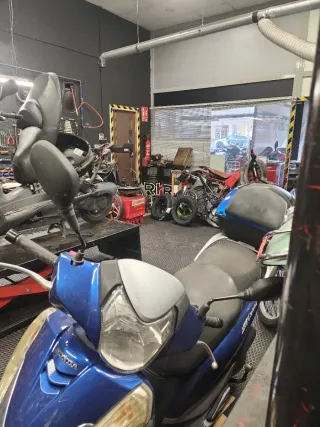 Traspaso taller de motos