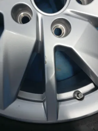 Llanta aleación original VW Caddy 2024