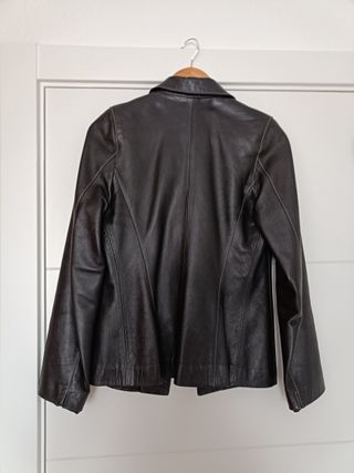 Chaqueta de cuero negra talla S