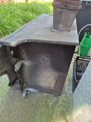 Chimenea de leña metálica