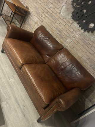 Sofá piel marrón