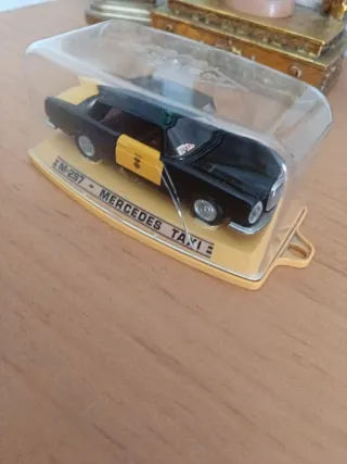 Coche Mercedes Taxi Barcelona Vintage M-297