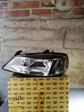 Faro Izquierdo Opel Astra Hella