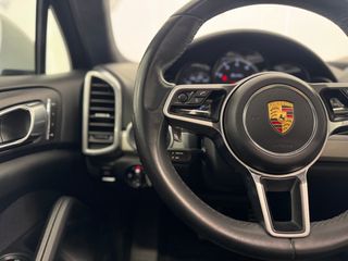 Porsche Cayenne Turbo 4.8 V8 520cv