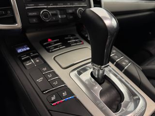 Porsche Cayenne Turbo 4.8 V8 520cv