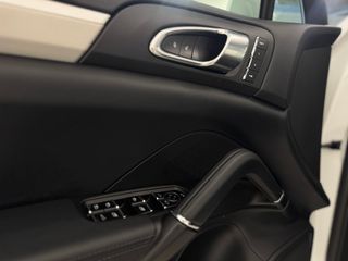 Porsche Cayenne Turbo 4.8 V8 520cv