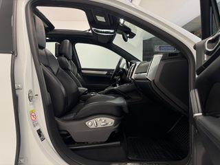 Porsche Cayenne Turbo 4.8 V8 520cv