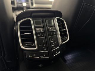 Porsche Cayenne Turbo 4.8 V8 520cv