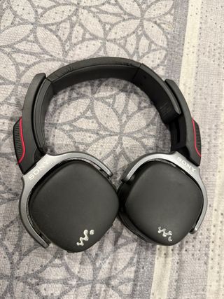 Auriculares Sony Walkman NWZ-WH303 3 en 1 MP3/Alta