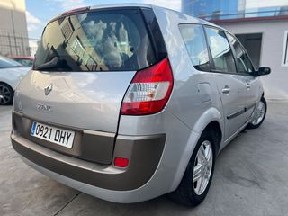 Renault Grand Scenic 2005