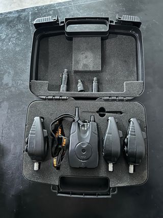 Kit Alarmas Pesca Fox con Centralita