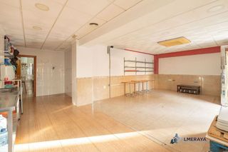 Local comercial en venta en Ciudad Jardín - Tagarete - El Zapillo en Almería