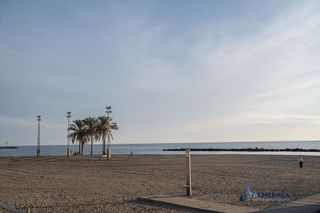 Local comercial en venta en Ciudad Jardín - Tagarete - El Zapillo en Almería