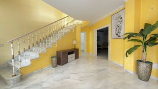 Chalet en alquiler en Elviria en Marbella