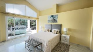 Chalet en alquiler en Elviria en Marbella