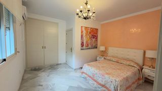 Chalet en alquiler en Elviria en Marbella