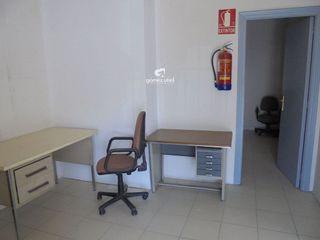 Nave industrial en alquiler en Centro en Cuenca