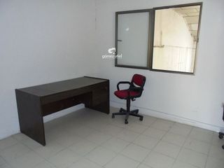 Nave industrial en alquiler en Centro en Cuenca