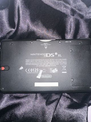 Nintendo DSi XL Super Mario Bros 25° Anniversario