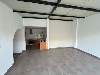 Edificio en venta en Los Ángeles en Alicante