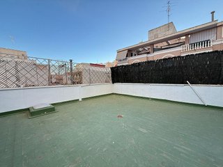 Edificio en venta en Los Ángeles en Alicante