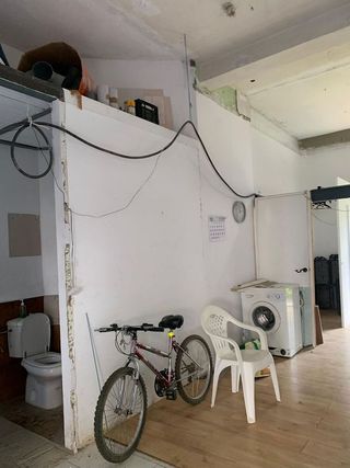 Local comercial en venta en Poligono Sur - La Oliva - Letanías en Sevilla