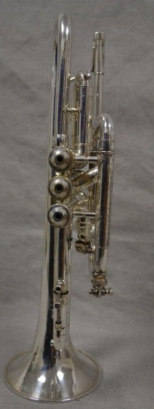 Corneta Bach Stradivarius 181-37 Plateada