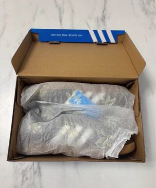 Adidas Samba Marrones y Blancas