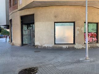 Local comercial en venta en La Marina de Port en Barcelona