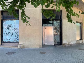 Local comercial en venta en La Marina de Port en Barcelona