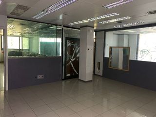 Local comercial en venta en La Marina de Port en Barcelona