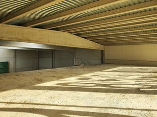 Nave industrial en alquiler en Peraleda de la Mata