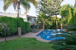 Chalet en alquiler en Nueva Andalucía centro en Marbella