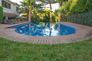 Chalet en alquiler en Nueva Andalucía centro en Marbella