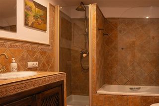 Chalet en alquiler en Nueva Andalucía centro en Marbella