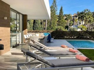 Chalet en alquiler en Paraíso - Atalaya- Benamara en Estepona