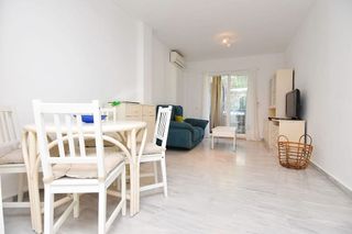 Piso en alquiler en Los Pacos en Fuengirola