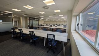 Oficina en alquiler en O Berbés - Peniche en Vigo