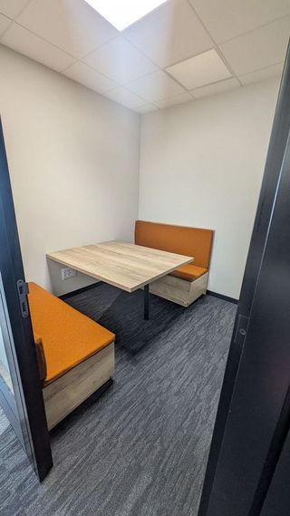 Oficina en alquiler en O Berbés - Peniche en Vigo