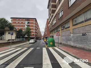 Local comercial en venta en Santutxu en Bilbao