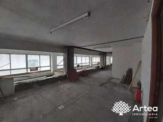 Local comercial en venta en Santutxu en Bilbao
