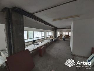 Local comercial en venta en Santutxu en Bilbao
